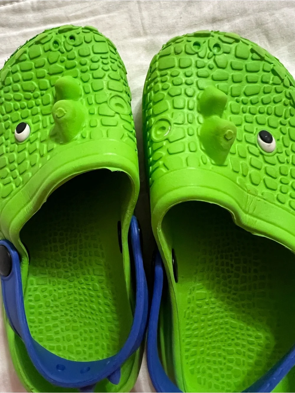 N/A fun green